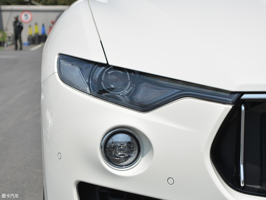 2018Levante 3.0T 350Hp A၆