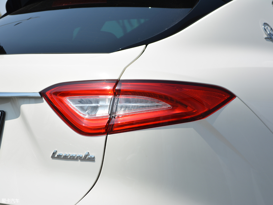 2018Levante 3.0T 350Hp A၆