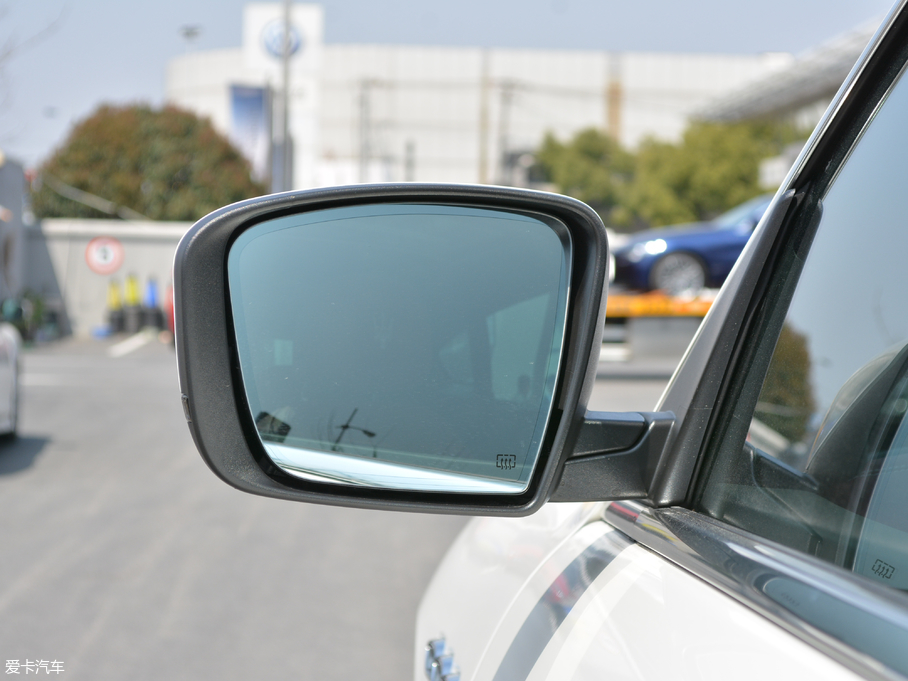 2018Levante 3.0T 350Hp A၆