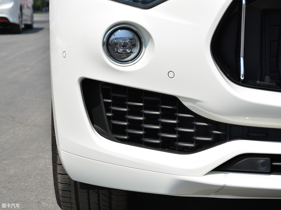 2018Levante 3.0T 350Hp A၆