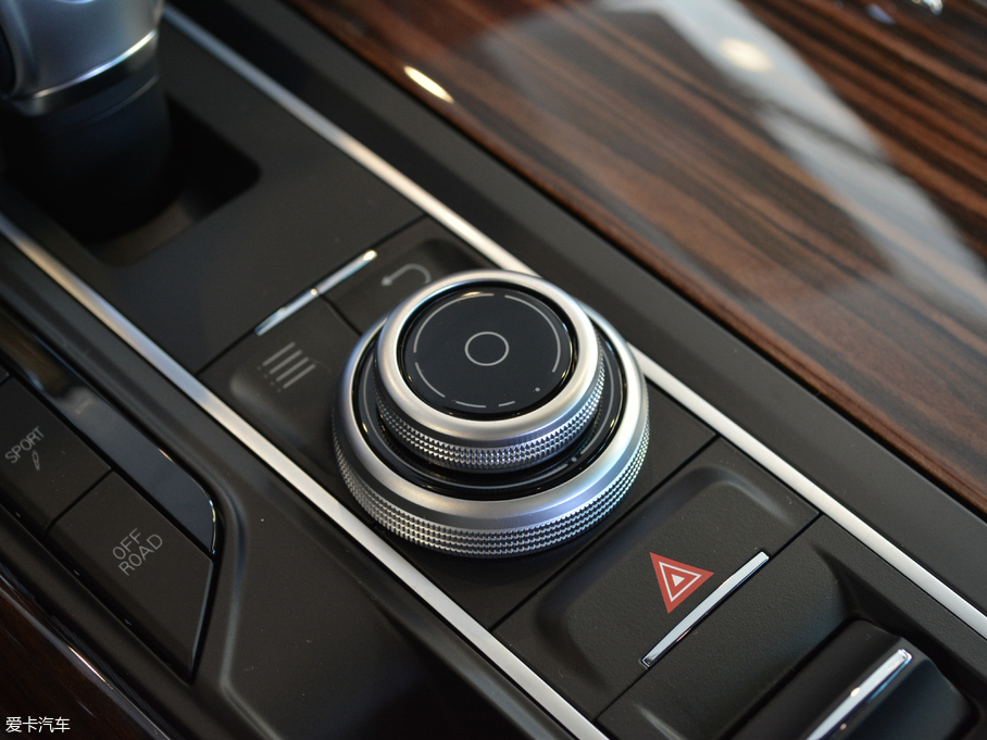 2018Levante 3.0T 350Hp A၆