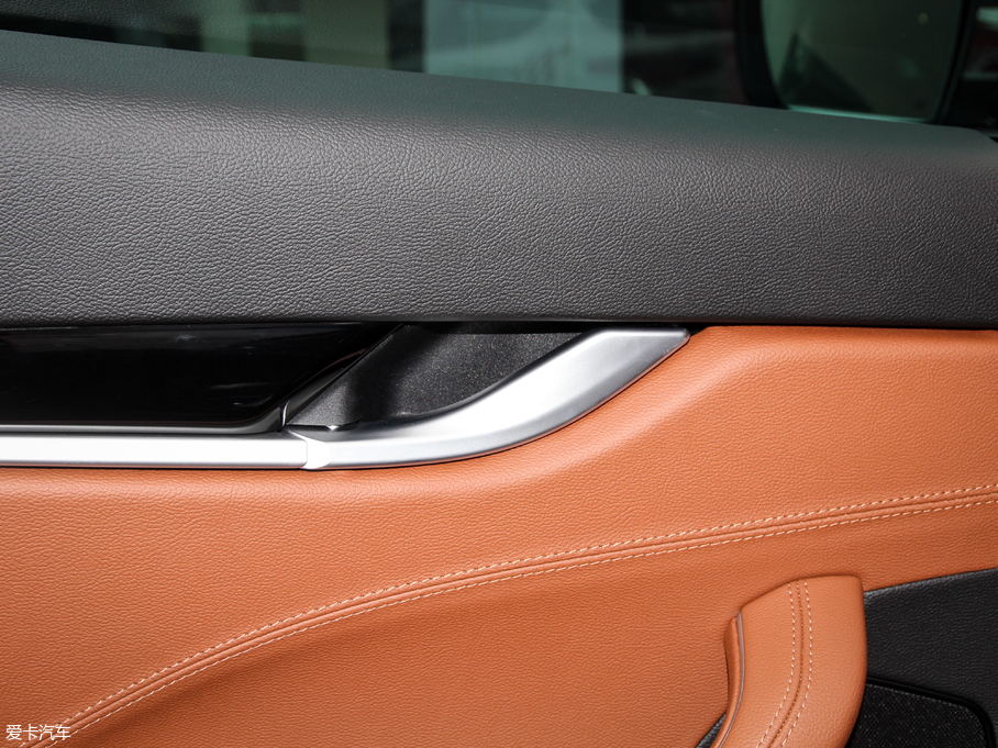 2018Levante 3.0T 430Hp A၆