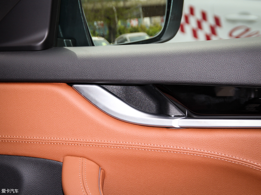 2018Levante 3.0T 430Hp A၆