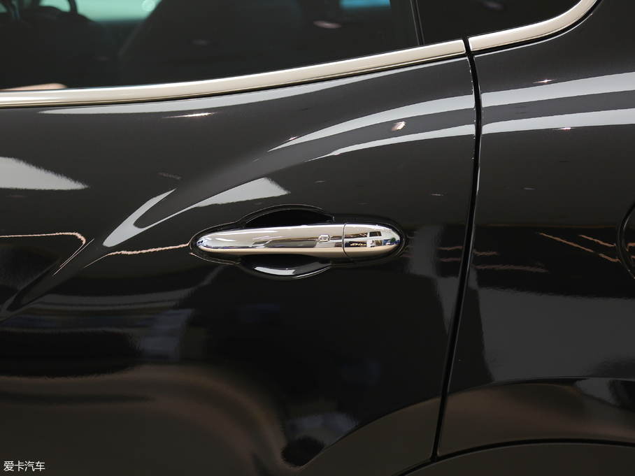 2018Levante 3.0T 350Hp A၆