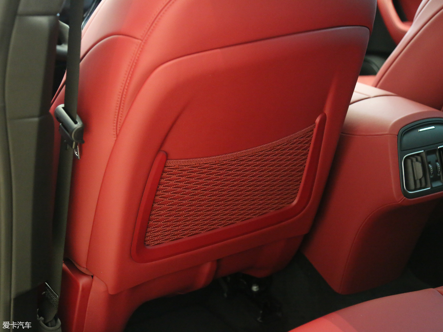 2018Levante 3.0T 350Hp A၆