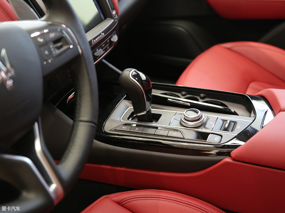 2018Levante 3.0T 350Hp A၆