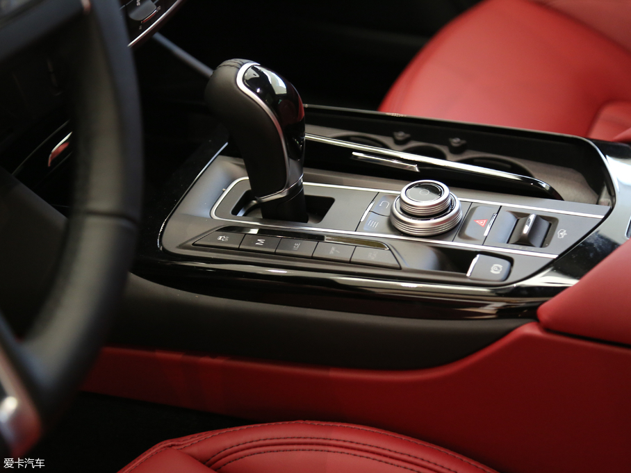 2018Levante 3.0T 350Hp A၆