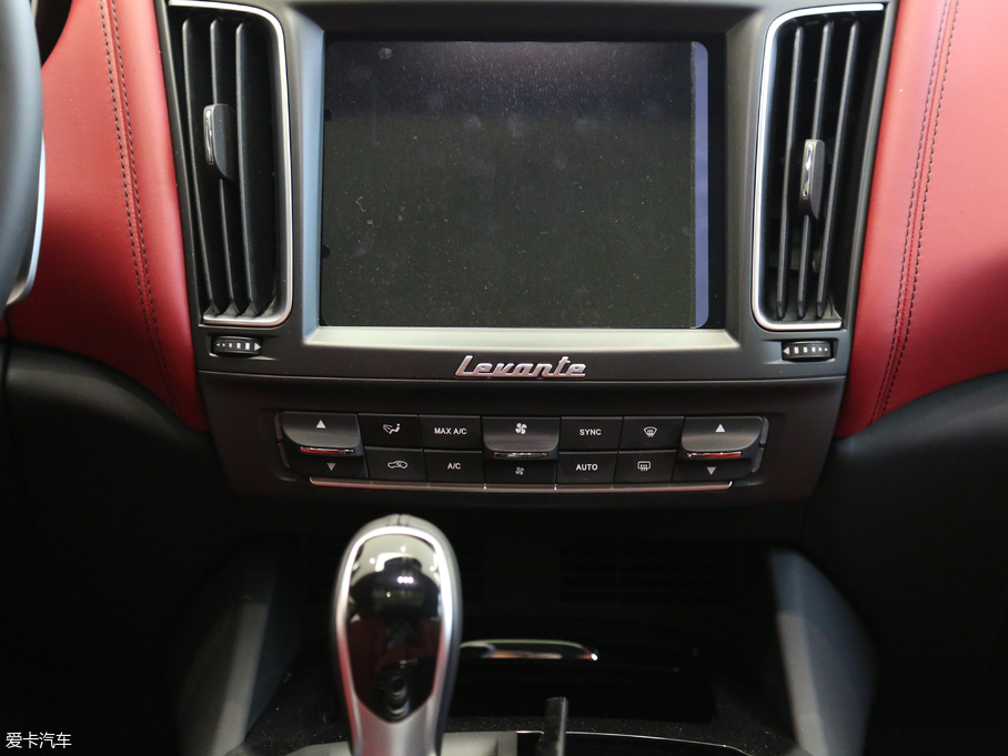 2018Levante 3.0T 350Hp A၆