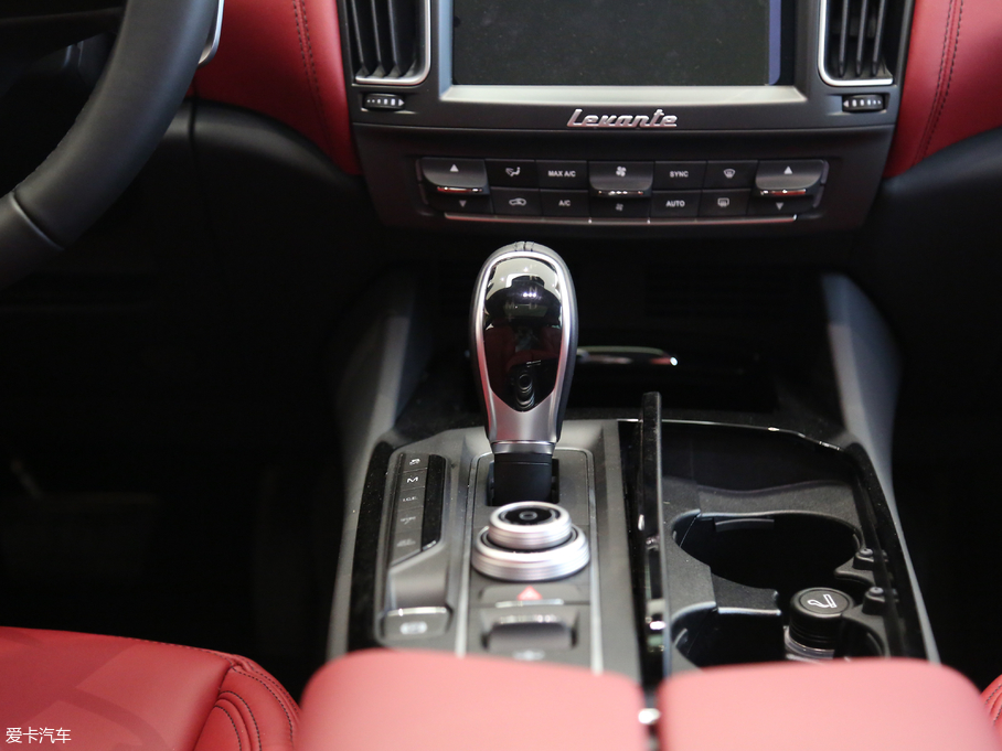 2018Levante 3.0T 350Hp A၆