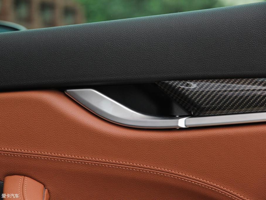 2018Levante 3.0T 430Hp \Ӱ