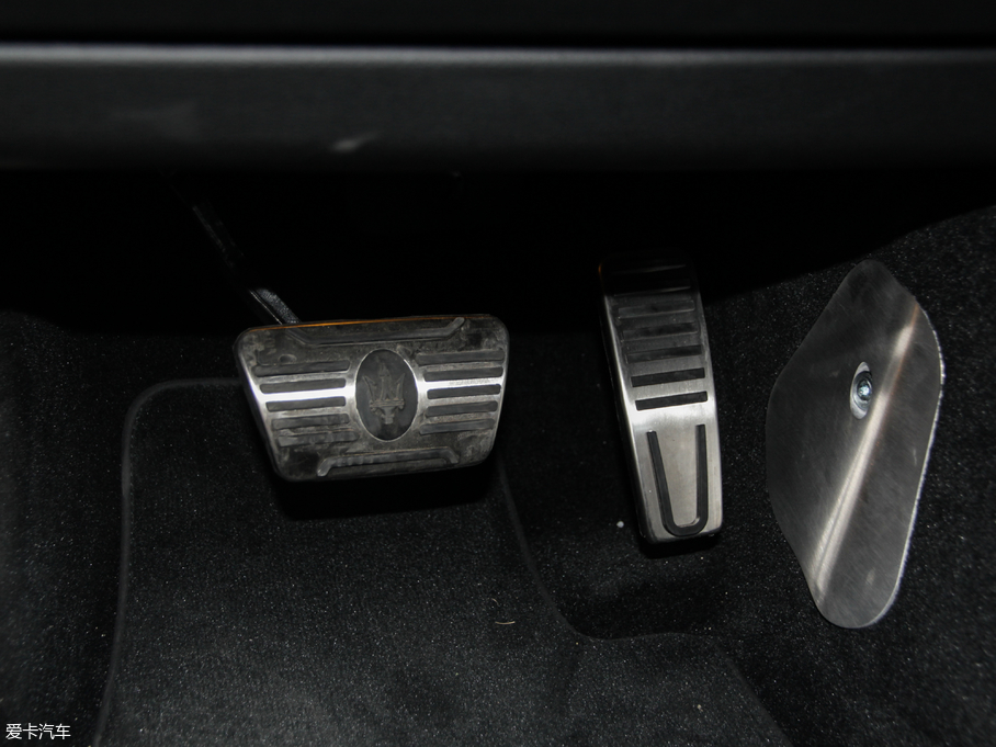 2018Levante 3.0T 430Hp \Ӱ