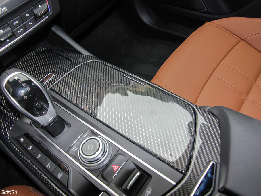 2018Levante 3.0T 430Hp \Ӱ