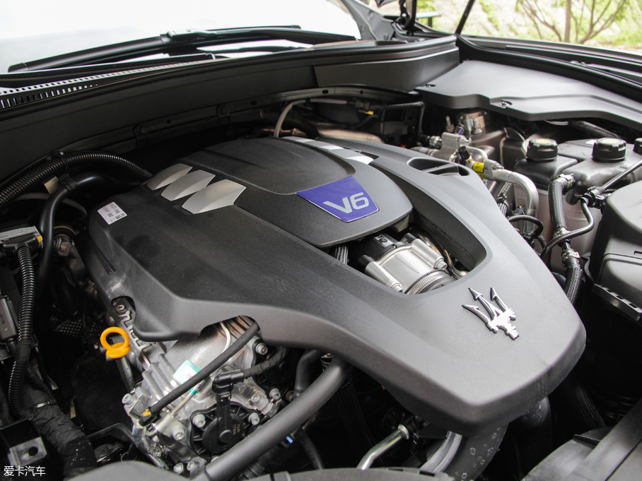 2018Levante 3.0T 430Hp \Ӱ