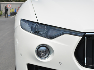 20183.0T 350Hp A၆ ^