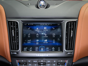2018款3.0T 430Hp 豪华杰尼亚版 空调出风口