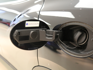 20183.0T 350Hp A၆ ^