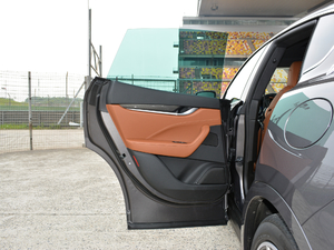 20183.0T 430Hp \Ӱ g