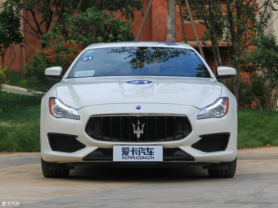 2018��� 3.0T 350Hp �\�Ӱ�