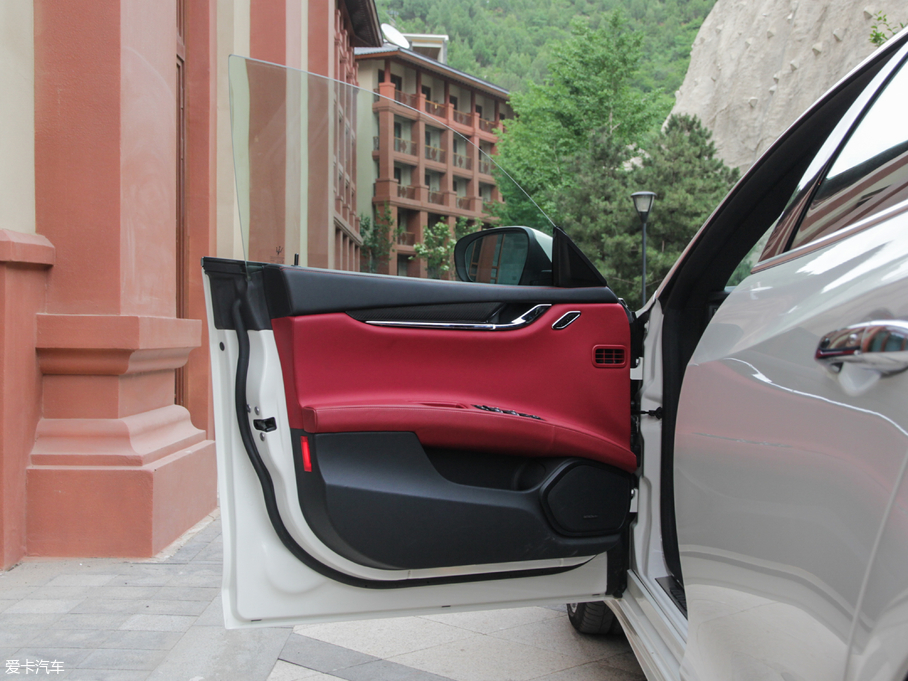 2018 3.0T 350Hp \Ӱ