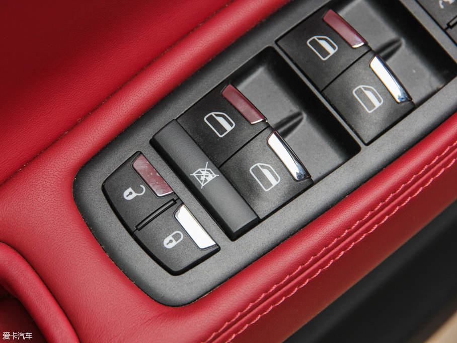 2018 3.0T 350Hp \Ӱ