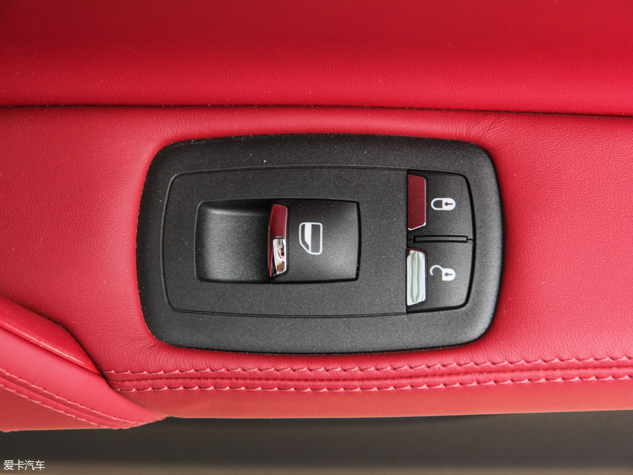 2018 3.0T 350Hp \Ӱ