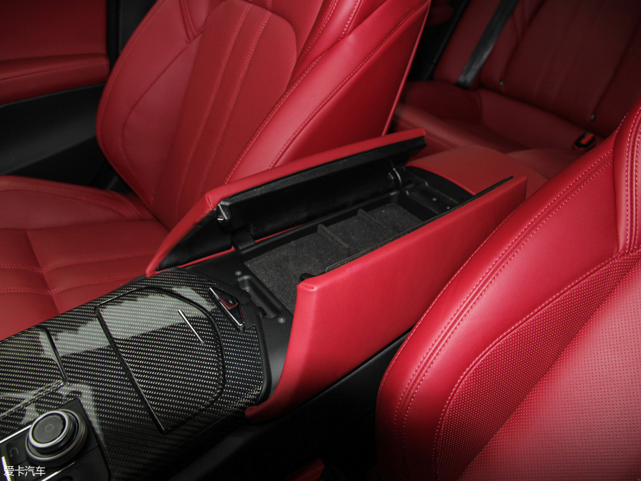 2018 3.0T 350Hp \Ӱ