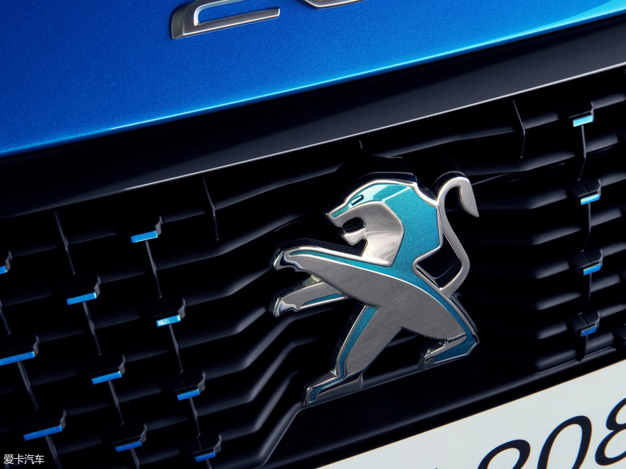 2019�����e-208 GT