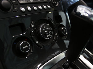 2011款1.6T 豪华版 空调调节