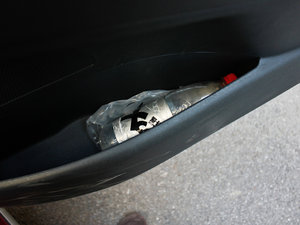 2011款1.6T 豪华版 空间座椅