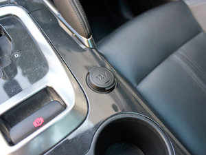 2011款1.6T 豪华版 中控区