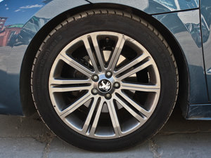 2011款1.6T 豪华优雅版 轮圈