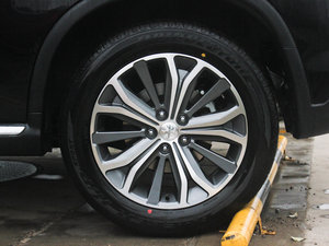 2012款2.0L 四驱豪华版 轮圈