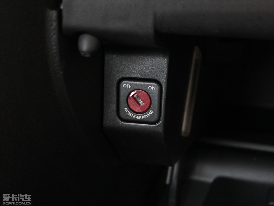 2013�����207CC 1.6L �Ԅӕr�а�