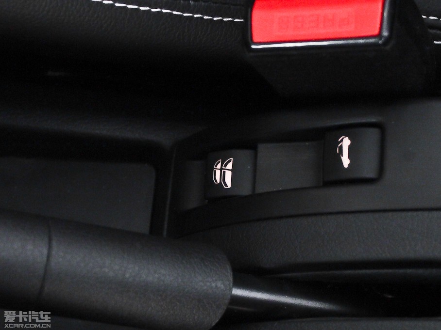 2013���(bi��o)��207CC 1.6L �Ԅ�(d��ng)�r(sh��)�а�