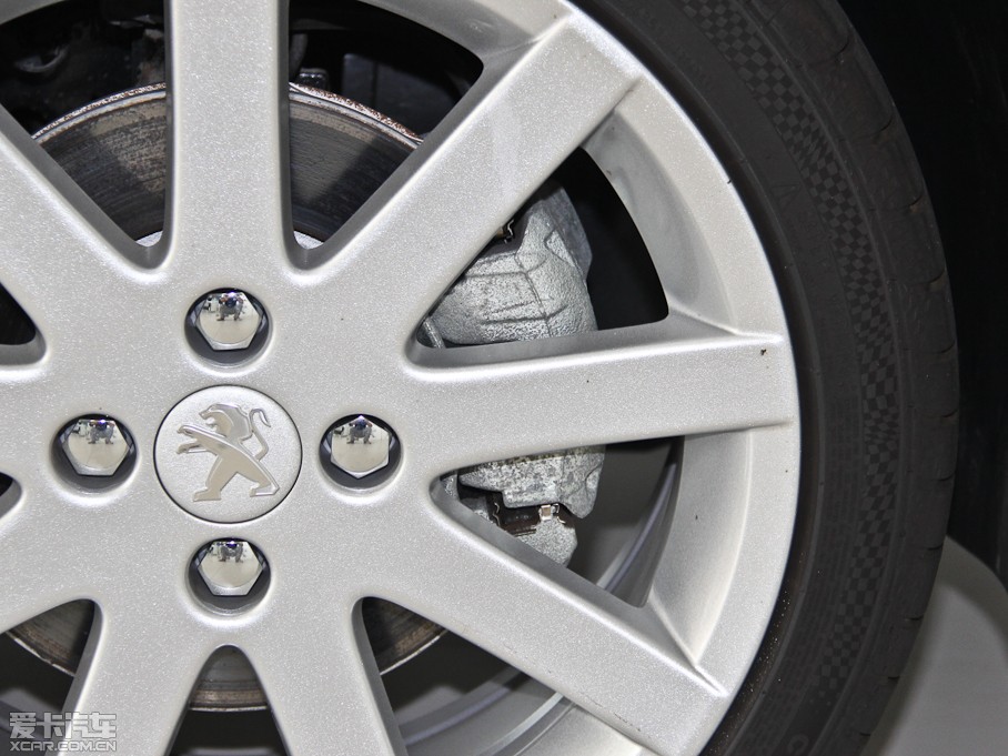 2013���(bi��o)��207CC 1.6L  �_�m����˹�r(sh��)�а�