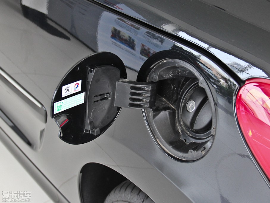 2013�����207CC 1.6L  �_�m����˹�r�а�