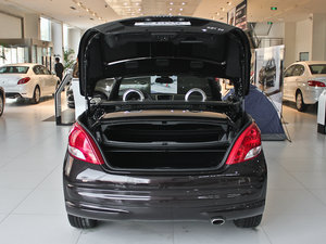 2013款1.6L 自动时尚版 空间座椅