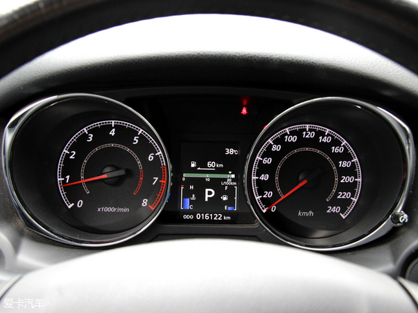 標(biāo)致(進(jìn)口)2013款標(biāo)致4008