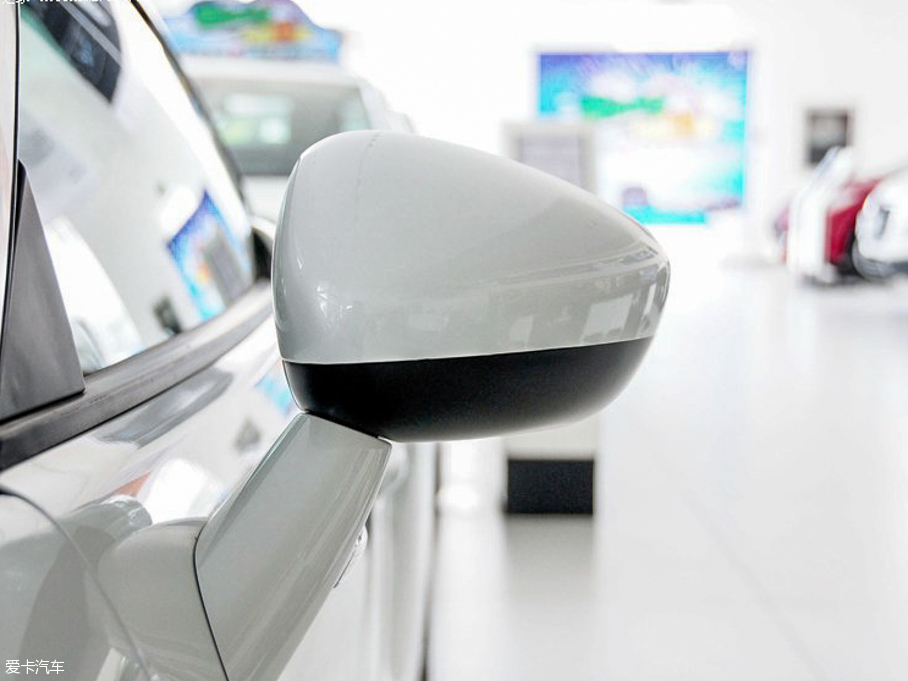 2014(bio)RCZ 1.6T Ԅ(dng)AͣɫL(fng)