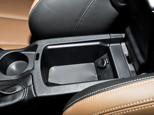 20141.6T ԄӺAͣ\ɫL g