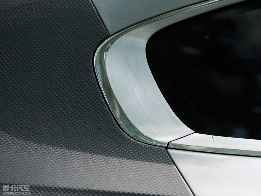 2014��EXALT ��τ�������܇