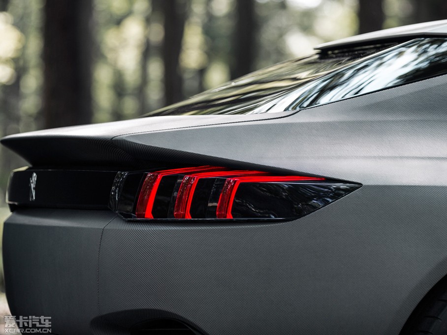 2014��EXALT ��τ�������܇