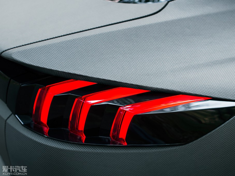 2014��EXALT ��τ�������܇