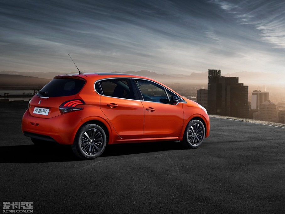 2015�����208 ���T������