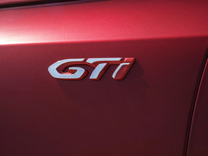 2015GTi ^