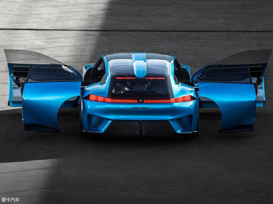 2017�����Instinct ����܇