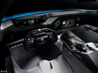 �����Instinct���