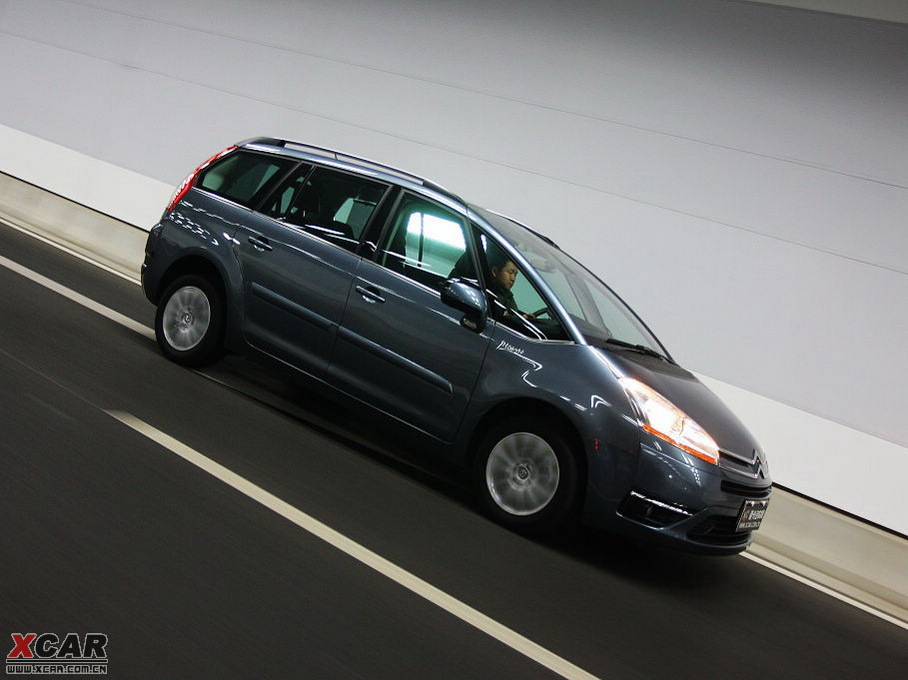 2009C4 PICASSO 2.0L Ԅm