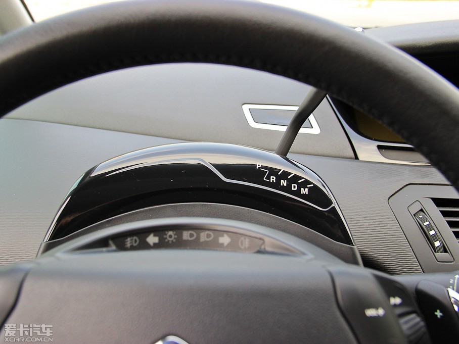 2009��C4 PICASSO 2.0L �ԄӺ��A��