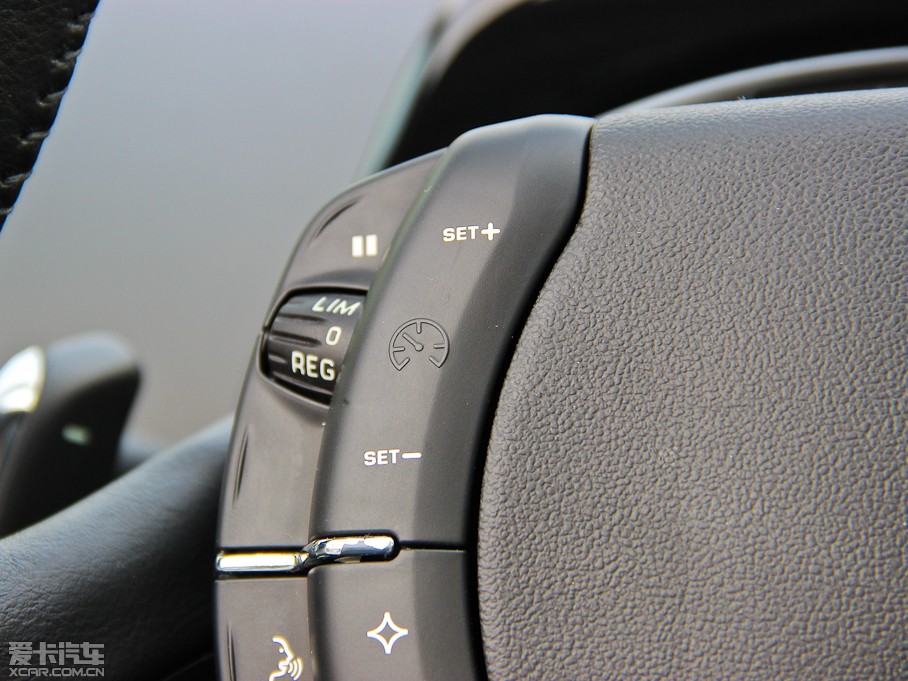 2009��C4 PICASSO 2.0L �ԄӺ��A��